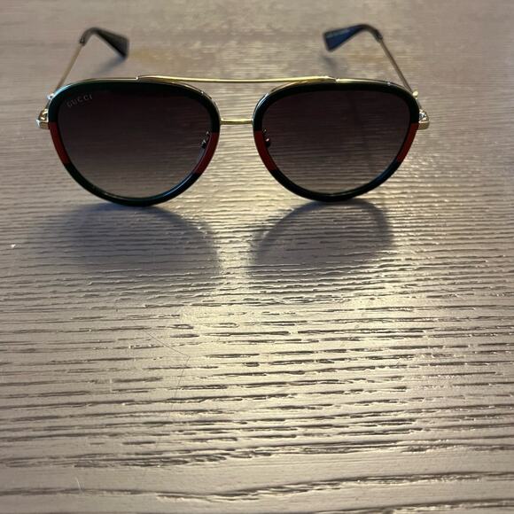 Gucci Aviator Sunglasses - Picture 3 of 5